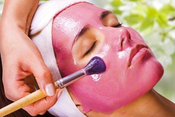 Berry mask for facial skin rejuvenation